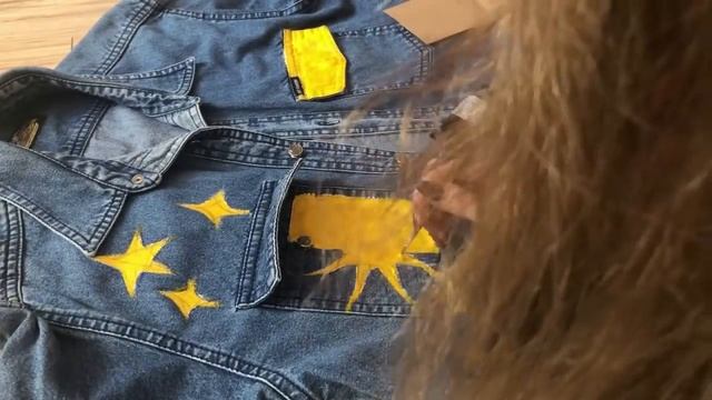 ПОРЧУ СВОЮ ДЖИНСОВКУ АКРИЛОМ смотреть онлайн