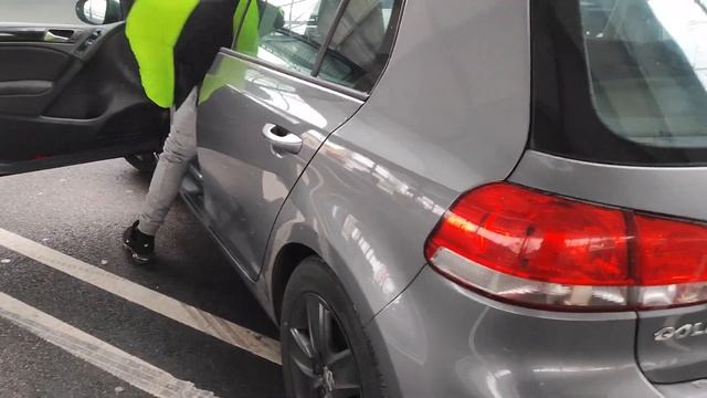 Volkswagen Golf VI 2.0 TDI 110ch (Présentation) смотреть онлайн