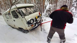 УАЗ БУХАНКА по зимнику за валежником по лесному закону / uaz off road