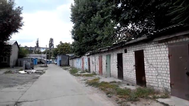 Магазин "Лео" и дорога рядом. Нечистоты "Молодёжного рынка". Что делать? смотреть онлайн