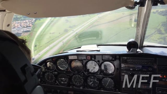 Pouso Piper Seneca - Sierra Bravo