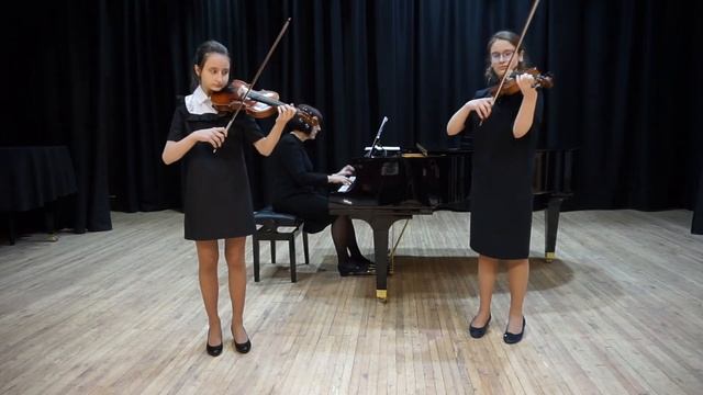 Безвительнова Софья, Кузнецова Татьяна. 5 кл, гр В. Грубер Тихая ночь, Штраус полька Трик-Трак смотреть онлайн