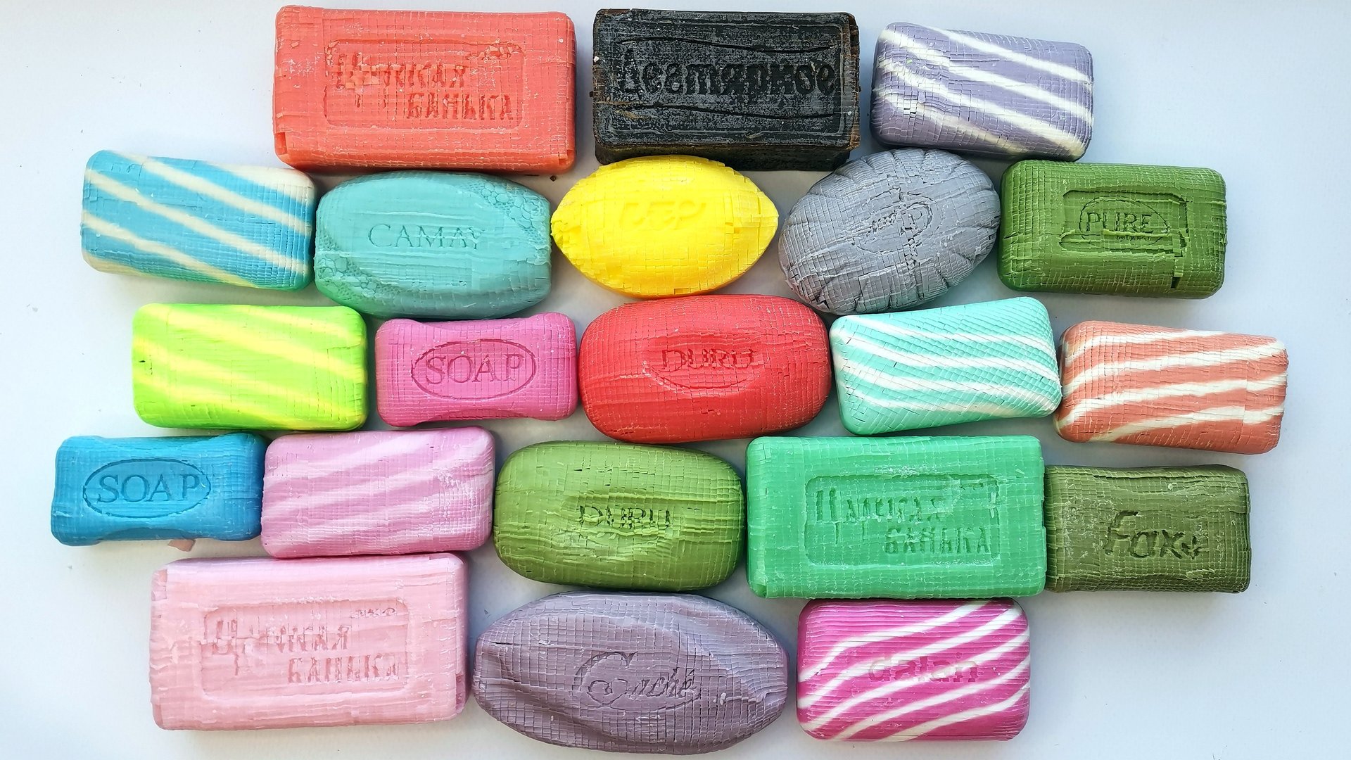 Асмр резка мелких струящихся кубиков на мыле. Cutting soap cubes. ASMR смотреть онлайн