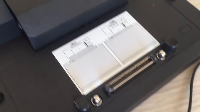 Laptop Dell E-Port Replicator Docking Station смотреть онлайн