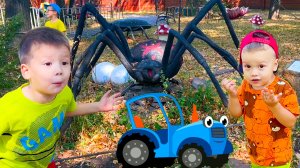 Обучающее видео Брозаврики изучают названия насекомых. Видео для детей. Синий трактор Насекомые