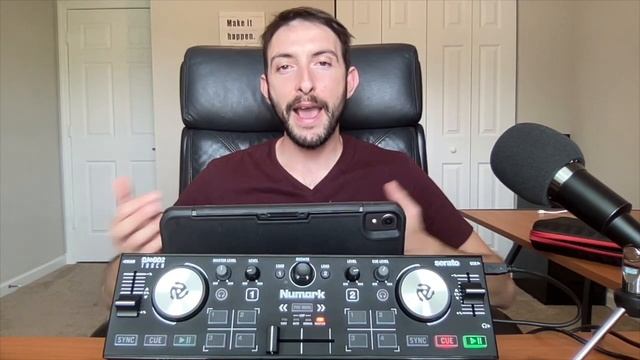 Hercules DJ Control Starlight VS Numark DJ2GO2 Touch смотреть онлайн