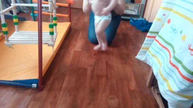 Медведь на задних лапах смотреть онлайн