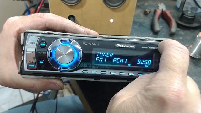 CD player Pioneer DEH -P5980IB смотреть онлайн