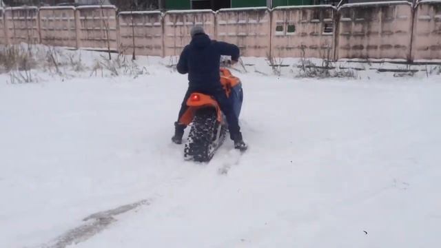 Snow Hawk : снегу, конечно, маловато смотреть онлайн