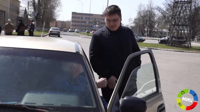 Осторожно! Мотоциклист! смотреть онлайн