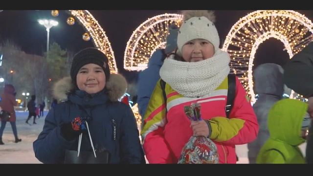 Дед Мороз прибыл в Усть-Каменогорск смотреть онлайн