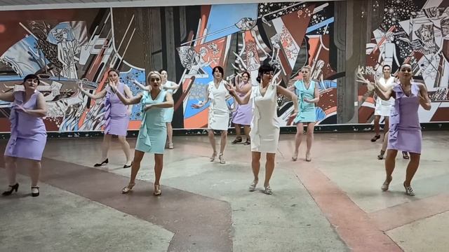 Танцевальная композиция "You". Dream Dance Studio г. Шостка . Эстрадная хореография. смотреть онлайн