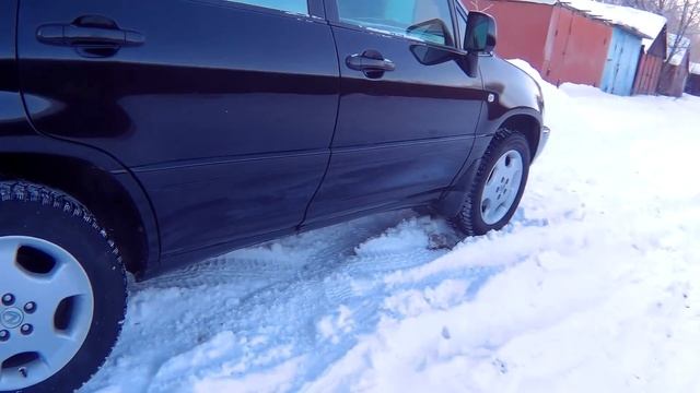 Lexus RX 300 - 2001 года. смотреть онлайн