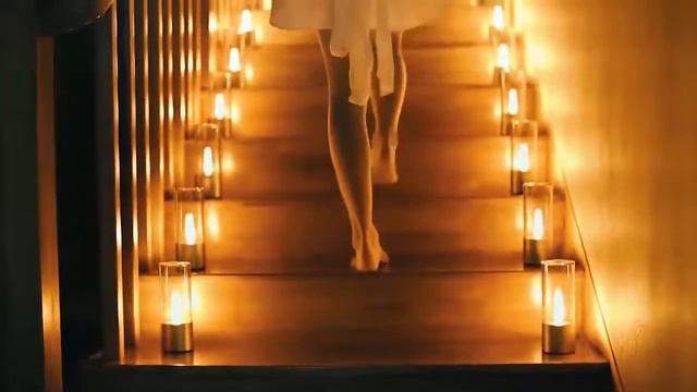 Лампа-ночник Xiaomi Yeelight Smart Atmosphere Candela Light смотреть онлайн