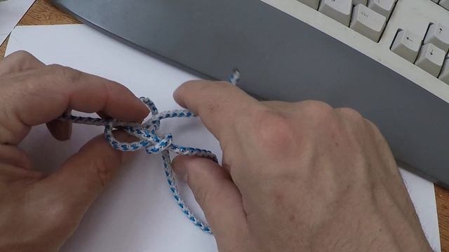 Защелкивающийся узел на основе "сваечной восьмерки" (Перпендикулярный Cross Knot) смотреть онлайн