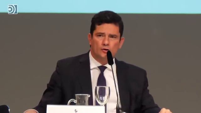 Sérgio Moro em Madri defende Jair Bolsonaro e comenta sobre corrupção e o combate no novo Governo. смотреть онлайн