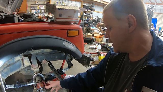 Samurai Overhaul Part 4 - King Pin Rebuild - DIY - Suzuki Samurai смотреть онлайн