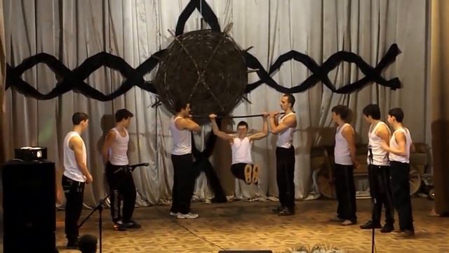 БруТорС виступ в клубі "Папірників"! смотреть онлайн