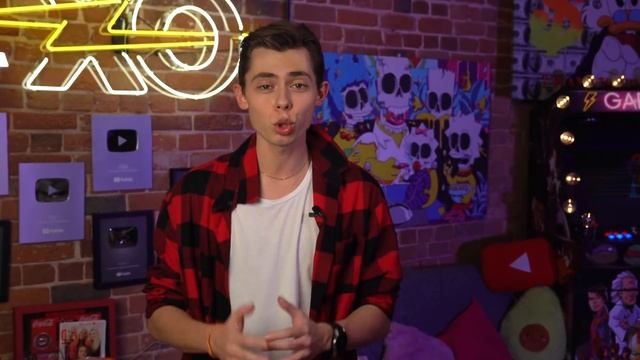 РЕЧЬ СЁМЫ ДЛЯ КАТИ АДУШКИНОЙ / МАРИ СЕНН В КНИГЕ YOUTUBE / XO NEWS смотреть онлайн