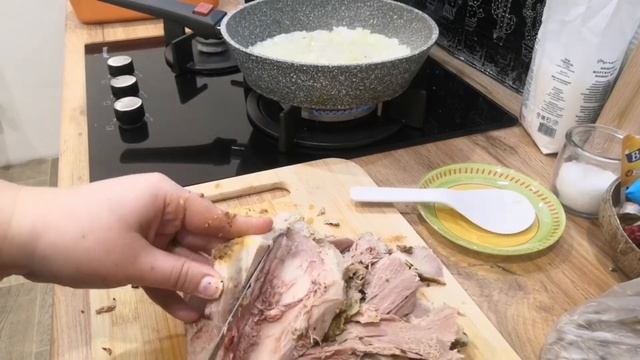 Возня на кухне, допекла хлеб, доделала желе, приготовила гречку ?? смотреть онлайн