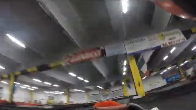 Schumacher batte Telly colui che detiene il record assoluto della pista a prato смотреть онлайн