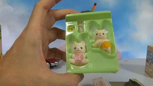 Катя и новые игрушки животные