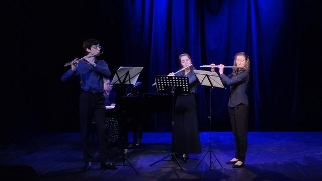 Я.Кларк - "Изгибы". I.Clarke - "Curves" смотреть онлайн