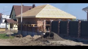 Вальмовая крыша  на деревянных фермах