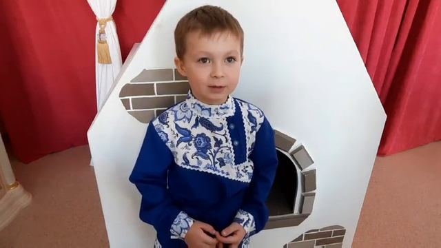 Страна читающая — Илья Иконников читает произведение «Бабушкины сказки» С. А. Есенина смотреть онлайн