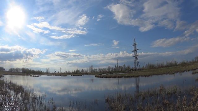 Шикарный клёв окуня в ЛУЖЕ, кто ищет тот всегда найдёт) смотреть онлайн