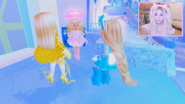 I Caught My Stalker Sneaking Into My House... | Roblox Royale High Roleplay смотреть онлайн