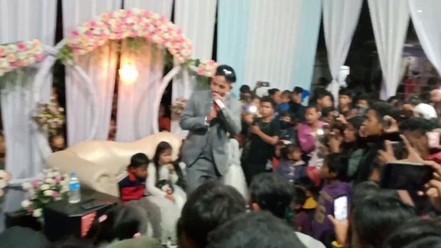 Dingkare nomil dambe Poli A.gitdok ni git ringgipa Charan ni bia o K M S Mangsang смотреть онлайн