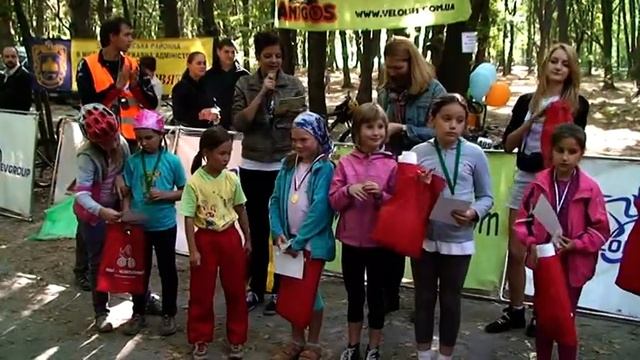 Детская велогонка 2011, дев. 9-10 лет, заезд 2, 11.09.2011 смотреть онлайн
