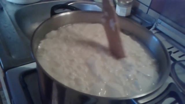 Деревенская кухня. Мягкий домашний сыр. смотреть онлайн