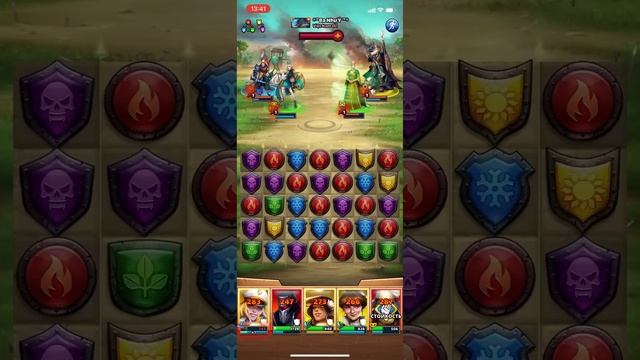 Эквалайзер нассал в тапки на войне в Empires & Puzzles. Royal Flush wars. смотреть онлайн