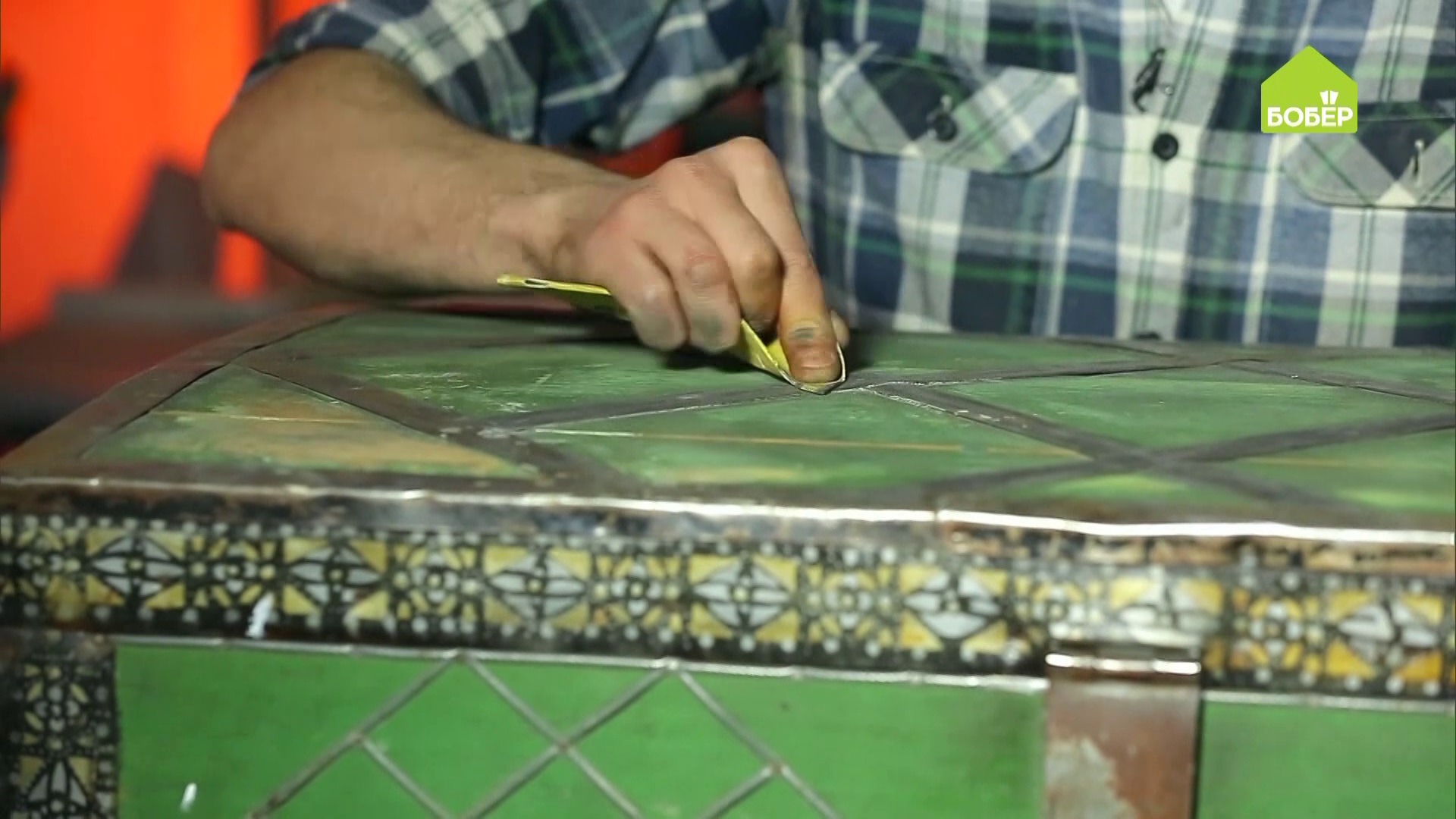 РЕСТАВРАЦИЯ СУНДУКА. Как убрать ржавчину с металлических деталей. Действенный способ от мастера! смотреть онлайн