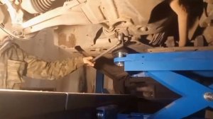 Снятие и установка нижнего рычага на Chevrolet Cruze