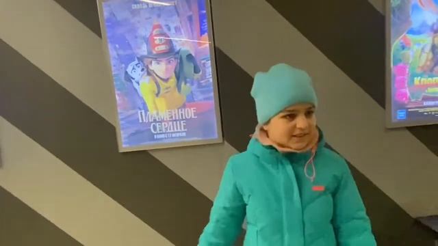 !!МЫ С МАМОЙ ПРИШЛИ В КИНОТЕАТР!! МИНИ-ОБЗОР КОСМИКА В ОРЕХОВО-ЗУЕВО смотреть онлайн