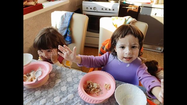 Песня, которая теперь звучит в голове / Милое поздравление на День Рождение смотреть онлайн