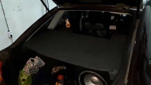 Установка акустической полки в приору хэтчбек.