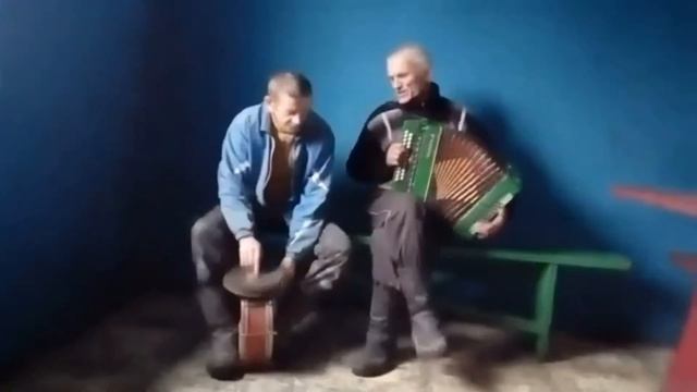 "Цвіте, цвіте черемшина". Дуэт на скамейке. смотреть онлайн