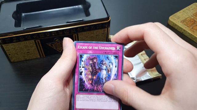 YuGiOh 2020 Tin of Lost Memories (Did We Get The 2 Most Expensive Cards?!) смотреть онлайн