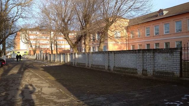 Ейск / Обзор улицы Таманской в Ейске / Прогулка до Набережной / Всё о Ейске/ Переезд на Юг на ПМЖ смотреть онлайн