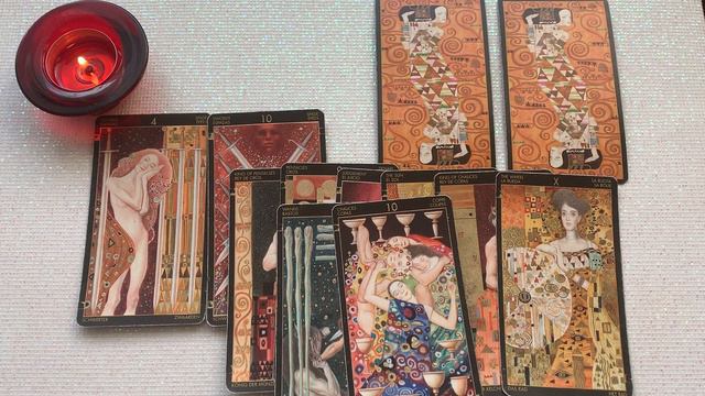 СЛЕДИТ ЛИ ЗА ВАМИ ЗАГАДАННЫЙ МУЖЧИНА, С КОТОРЫМ НЕ ОБЩАЕТЕСЬ? ЕСЛИ ДА,ТО ЗАЧЕМ? смотреть онлайн