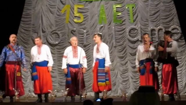 Мужской хор на юбилее Орифлэйм в Запорожье смотреть онлайн