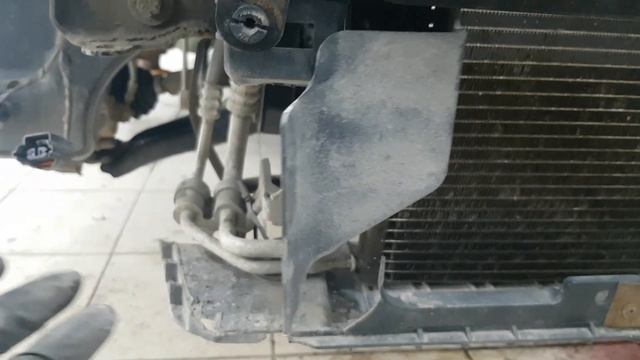 Шкода Фабия мк2. Замена радиатора охлаждения. По быстрому не прокатило. Заметки. смотреть онлайн