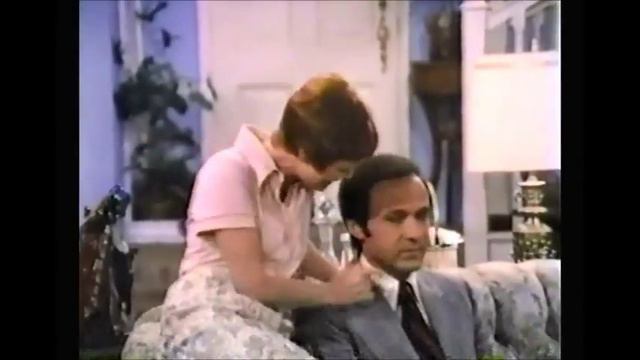 Jodie Foster in Bob & Carol & Ted & Alice s1e1 1973 смотреть онлайн