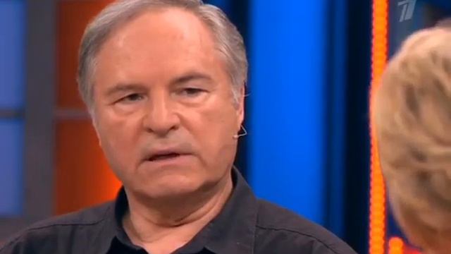 Родион Нахапетов. НАЕДИНЕ СО ВСЕМИ. (Naedine So Vsemi)