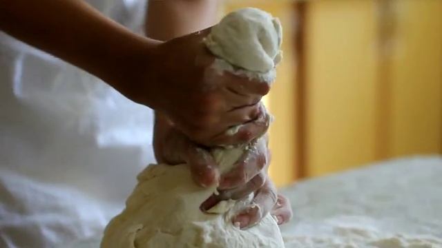 Булочка молочная смотреть онлайн