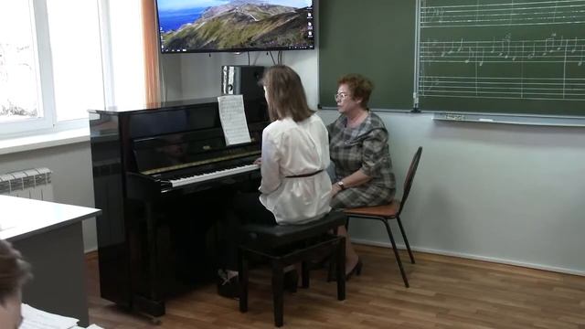 Лучший преподаватель музыкально-теоретических дисциплин 2018 года Мамчева Н.А. смотреть онлайн